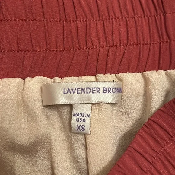 Lavender Brown short - Picture 3 of 4